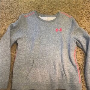 Under Armour sweatshirt medium women